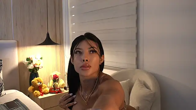 KalaBeckett_ Adlı Modelin Canlı XXX Sohbeti