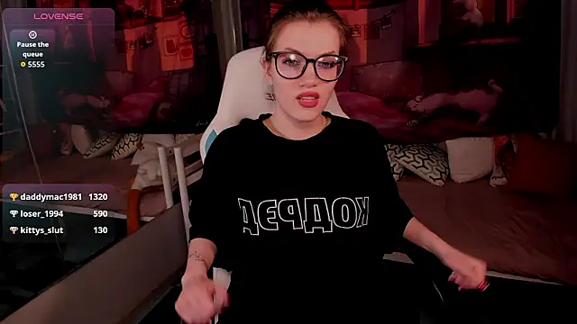 Czat XXX na żywo – CathyAdams