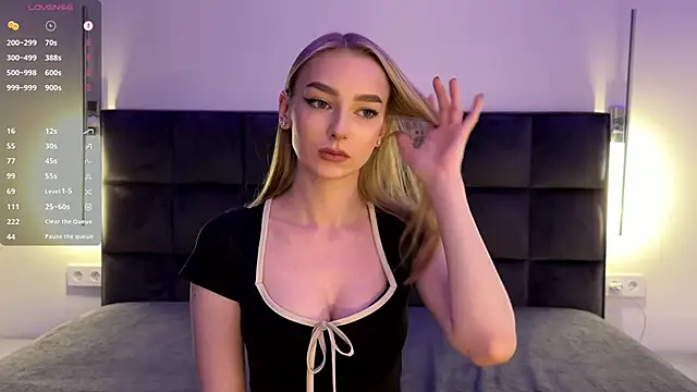 Živý XXX chat GoldieHarrington