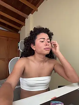 Chat XXX ao vivo de GabriSaenz