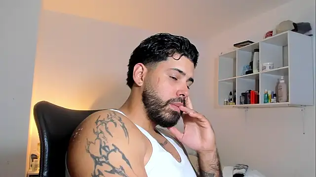 عرض كام Justyn_Torres