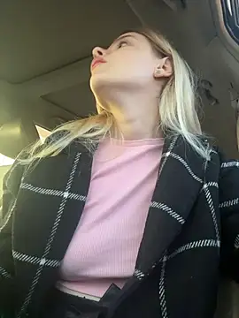 HarrietDart élő XXX-chatje