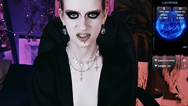 Noah_ElmerX Chat XXX in diretta