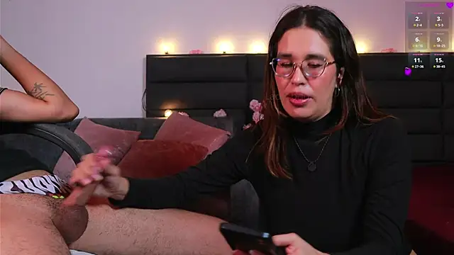 Онлайн чат XXX kathieandpovcock1