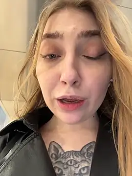 Sunny___Bunny live XXX chat