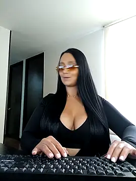 Živý XXX chat Esmeralda333