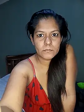 Catleya325 Chat XXX in diretta