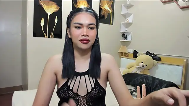 hugecelestina Show Webcam