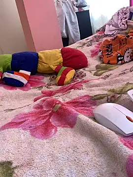 bri_horny webkamerás műsora