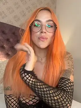 TaniaHart live XXX chat