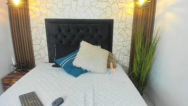 Antoneella_Russo Chat XXX in diretta