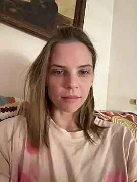 LeyaJohnson – Live XXX-chat