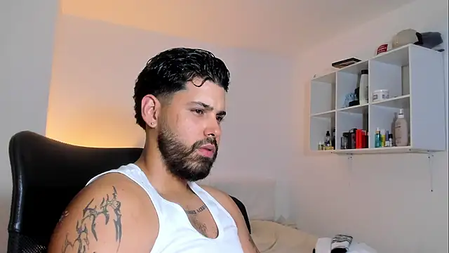 Justyn_Torres Live XXX-chat