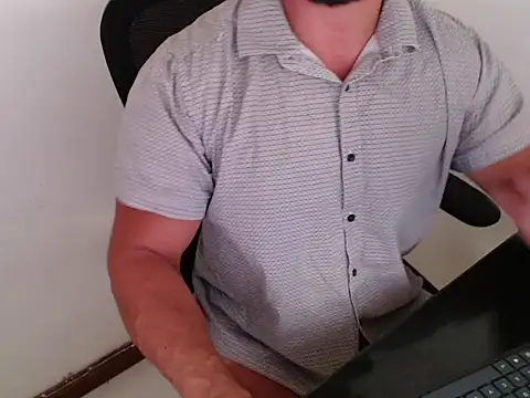 abeardguyone Webcam Show