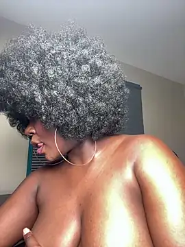 WomanNextdoor1's Webcam Show