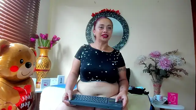 Maye_Milf_ Chat XXX live