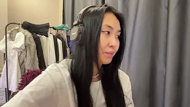 SinaGervasin Live XXX chat