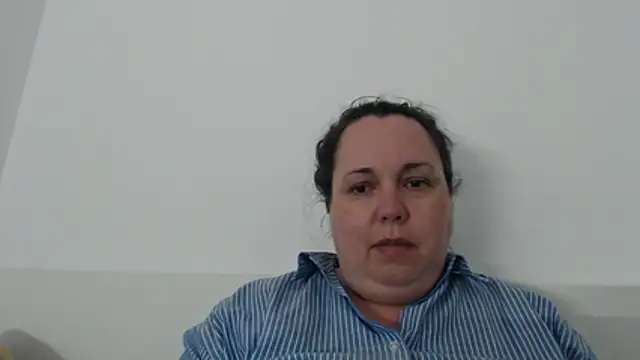 WendyRhoades: απευθείας συνομιλία ΧΧΧ