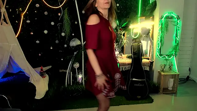 NicoleHitman Chat XXX in diretta