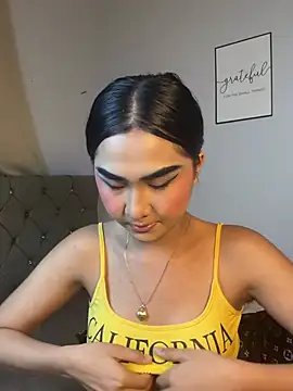 Diannellove 在線直播表演