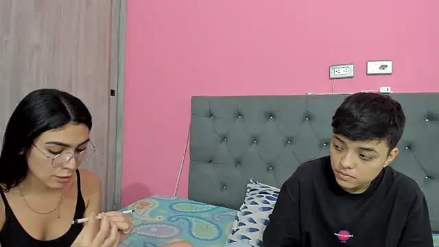 Chat XXX en directo de ariloe_quintero