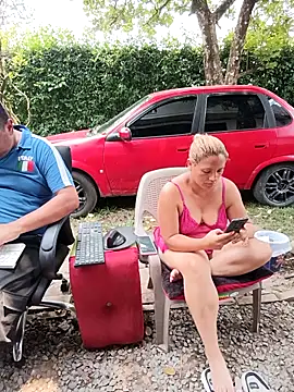 hotandfierylatinos2023のライブXXXチャット