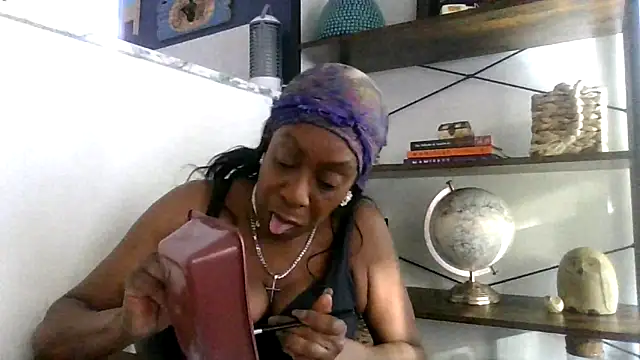 Ebony-SultryX Live XXX Chat