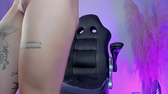 XXX chat uživo modela april_dumont