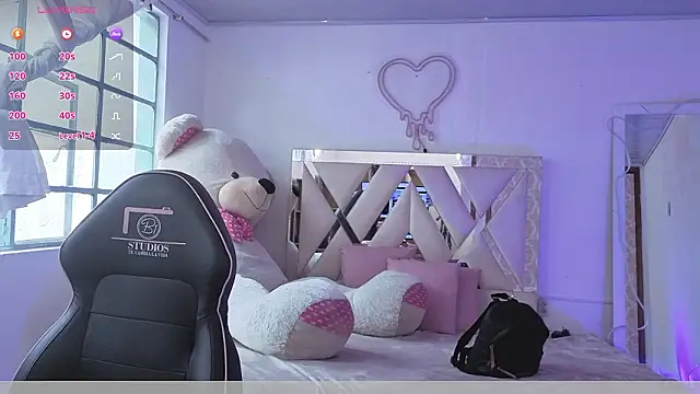 SABRIINA_TAY: онлайн-секс-чат