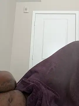 makeherfeelg webkamerás műsora