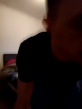 Brentrawbreed Webcamshow