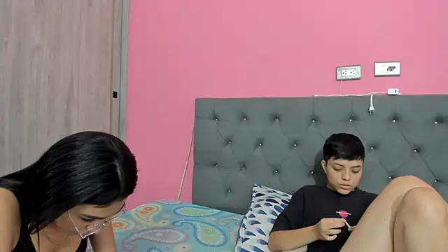 Chatroom XXX en direct de ariloe_quintero