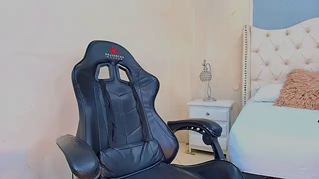 Lean_Portman Chat XXX live