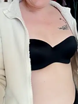 JaliscoBlonde's Live XXX Chat