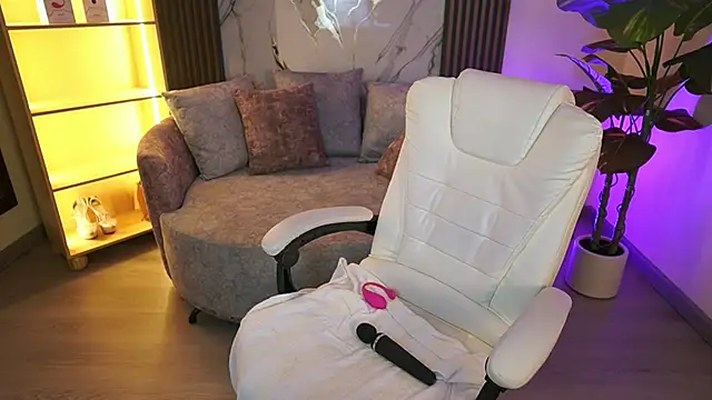 TessaaFoxのライブXXXチャット