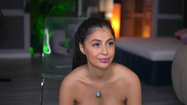 MissMeganMoon's Live XXX Chat