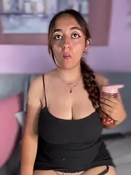 Chat XXX Live Im_Luuu