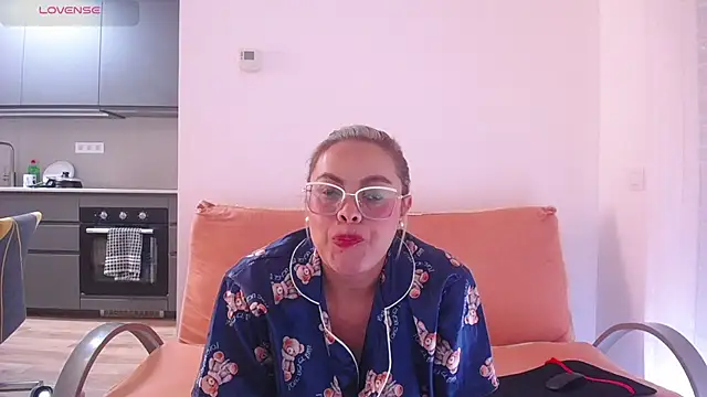 دردشة AdelyGinn الجنسية المباشرة