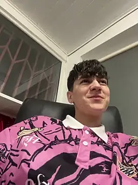 XXX chat uživo modela ravenryx