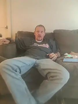 yourMasterisBored Webcamshow