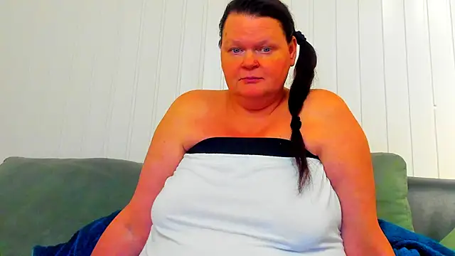 MilanaBiegert 现场XXX聊天