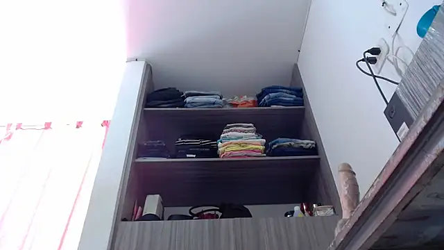 nicolle_milf1978 Live XXX-Chat