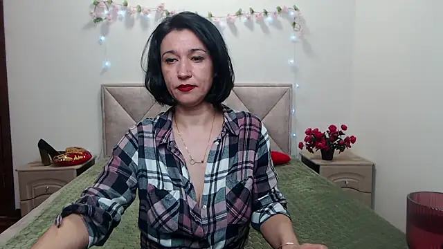 Czat XXX na żywo – CameronEnns