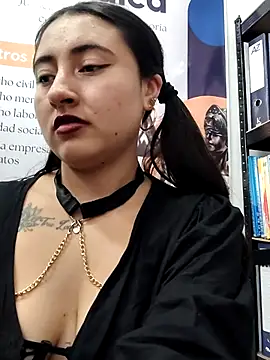 _Sarah-Office1のライブXXXチャット