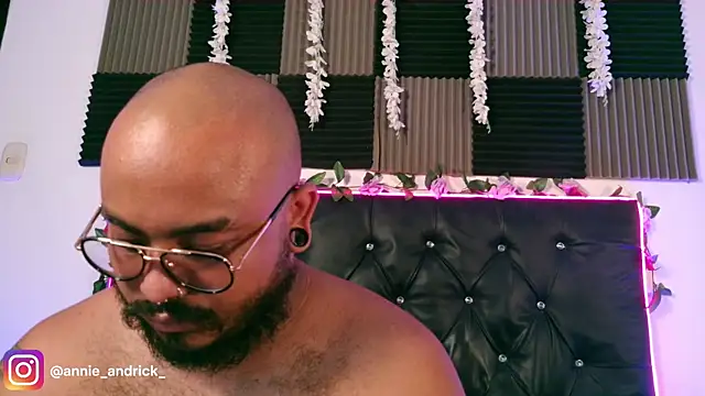 _Annie_Andrick_ Live XXX-Chat