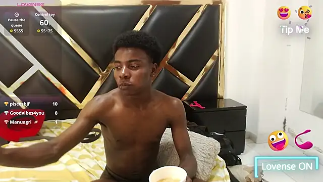 NoahJhonson69 Webcamshow