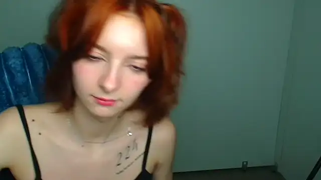 Butterfly_Milly Live XXX-Chat