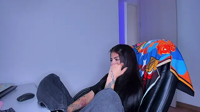 Živý XXX chat Lisegg_