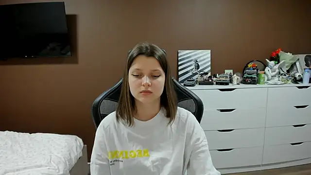 SoniNesti Live XXX-Chat