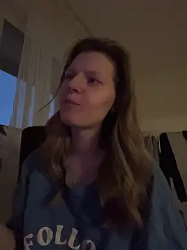 MaryHiggins Live XXX-chat